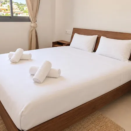 Modern With Terrace In Higueron Fuengirola