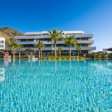 Modern With Terrace In Higueron Fuengirola